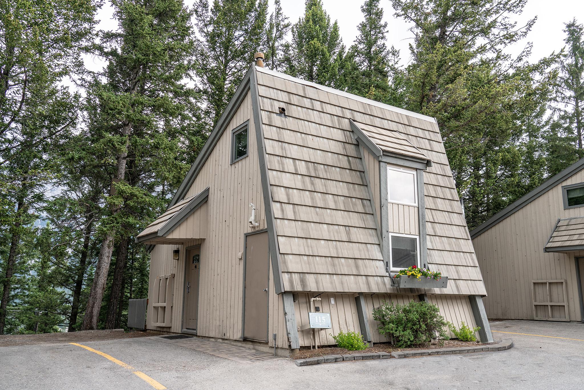 Tunnel Mountain Resort Banff Exterior photo