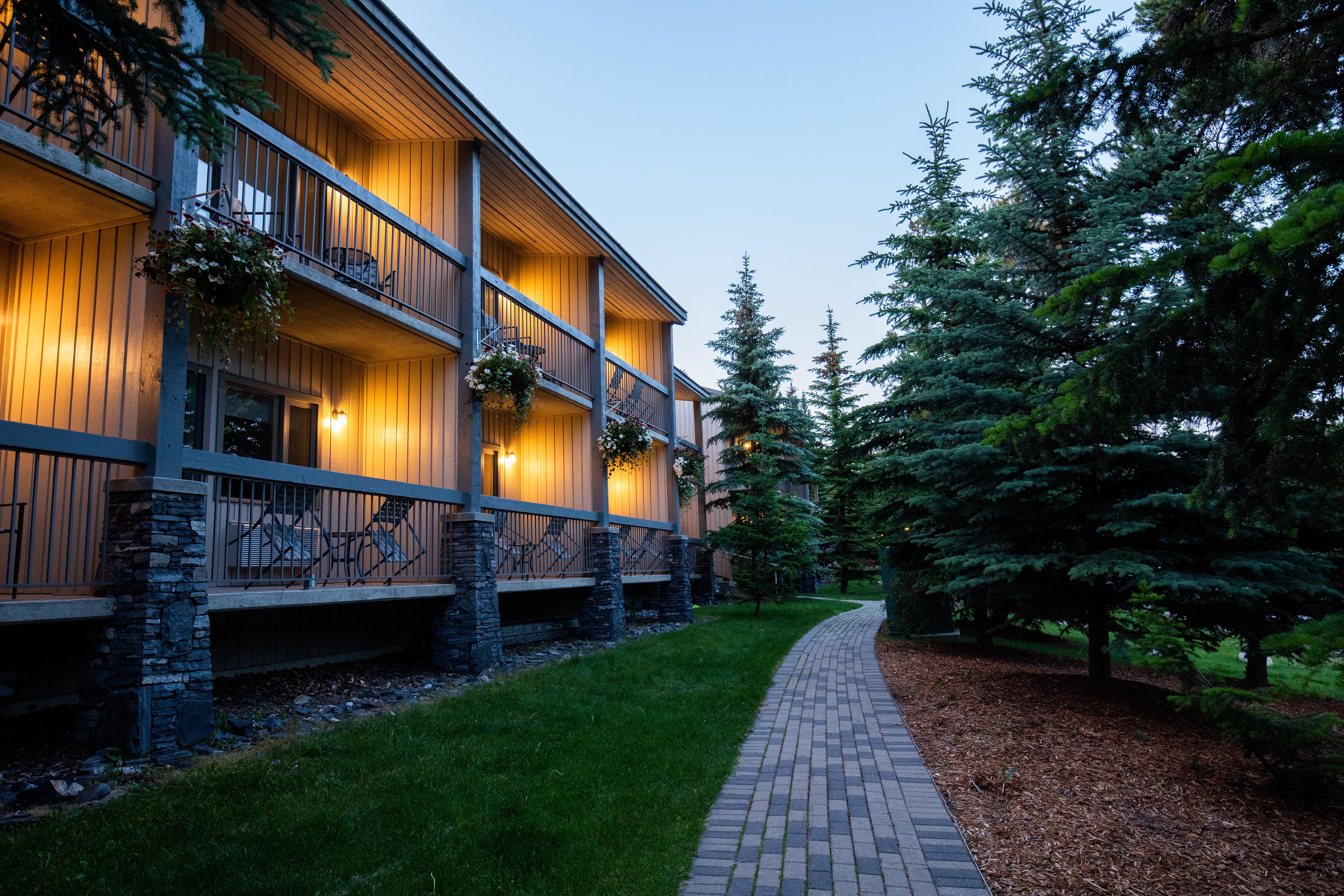 Tunnel Mountain Resort Banff Exterior photo